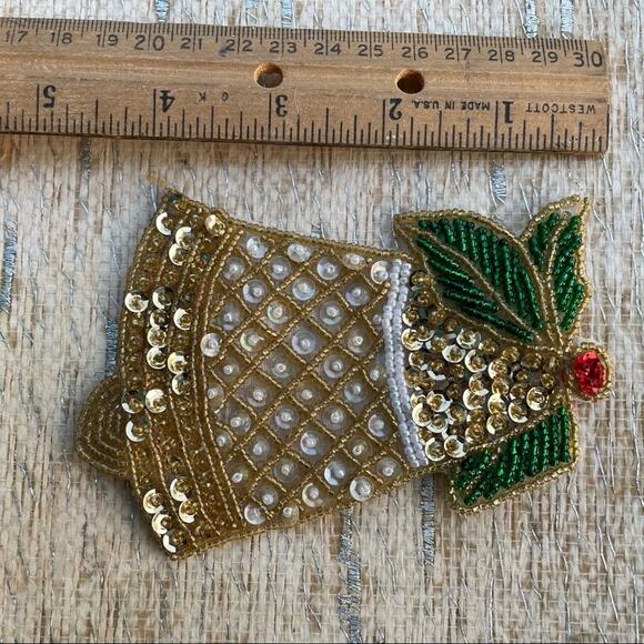 Vintage Christmas Bell Patch Embellishment Sequin Beaded Pin - Picture 5 of 5